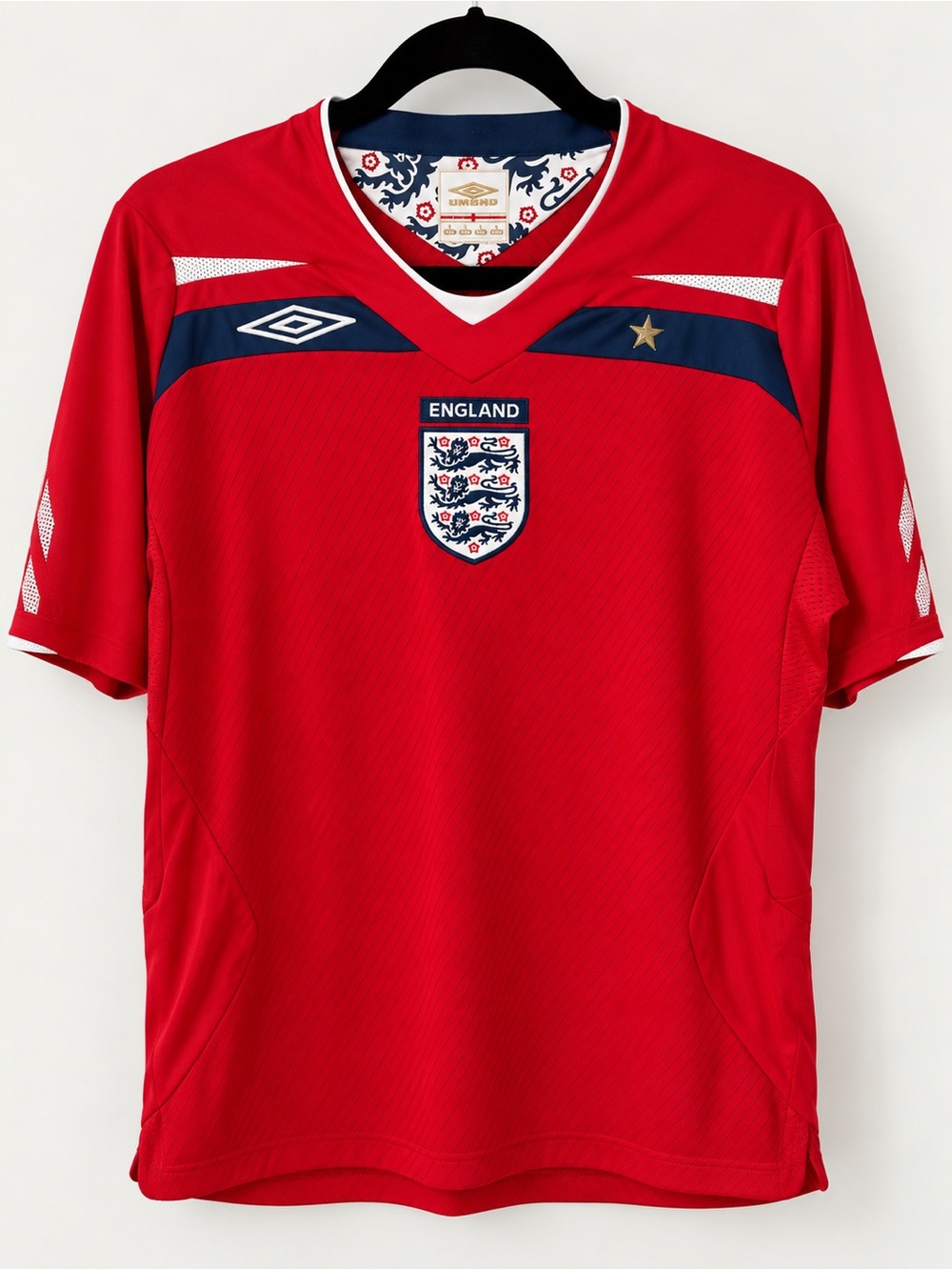 Umbro England 2008 Away Soccer Jersey Red Three Lions Men’s Large